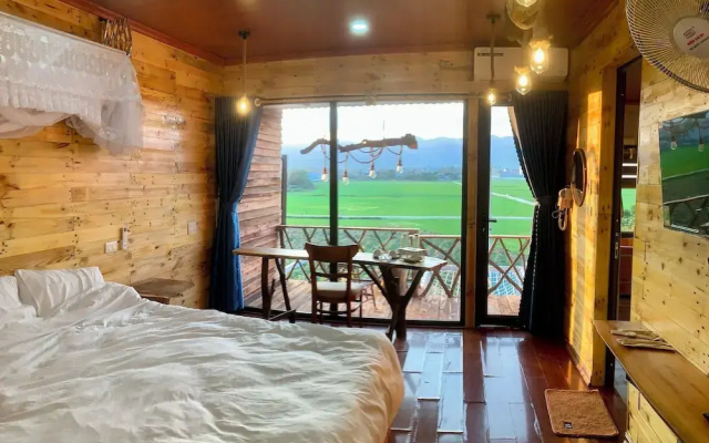 A Thia Homestay