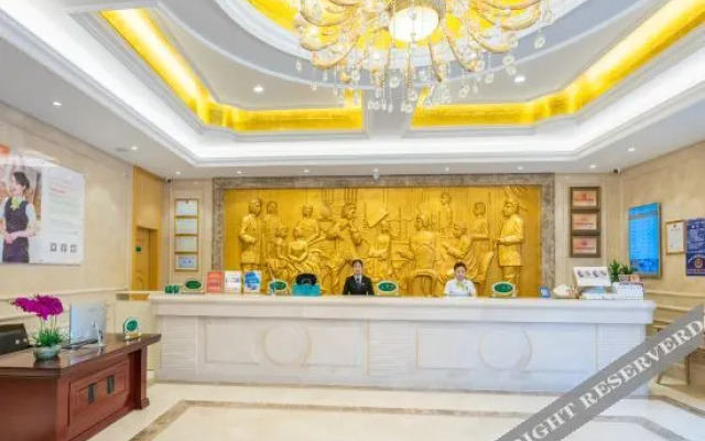 Vienna Hotel (Dongguan Huangjiang Meitang Subway Station Brnch)