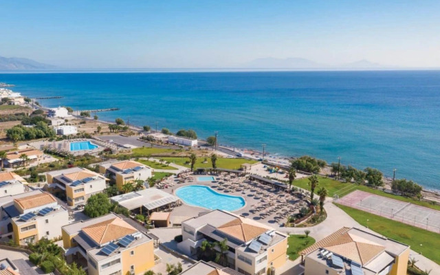 Grand Blue Beach Hotel