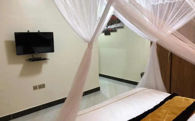 Lovely 2 Bed Apartment in Entebbe