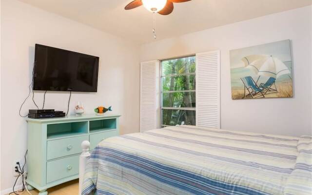 Crescent Street 1138 A - Two Bedroom Condo