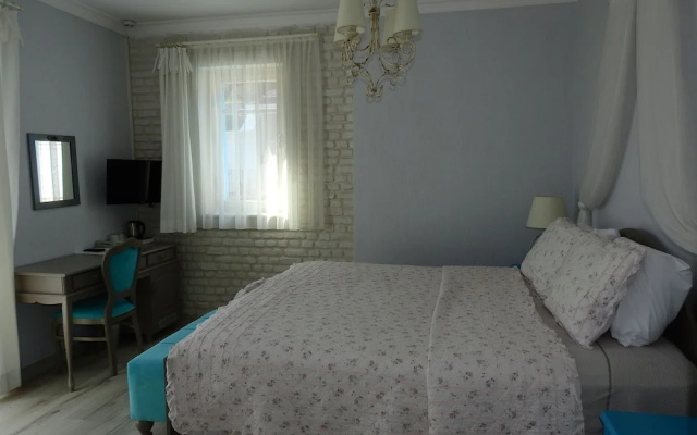 Karamela Otel