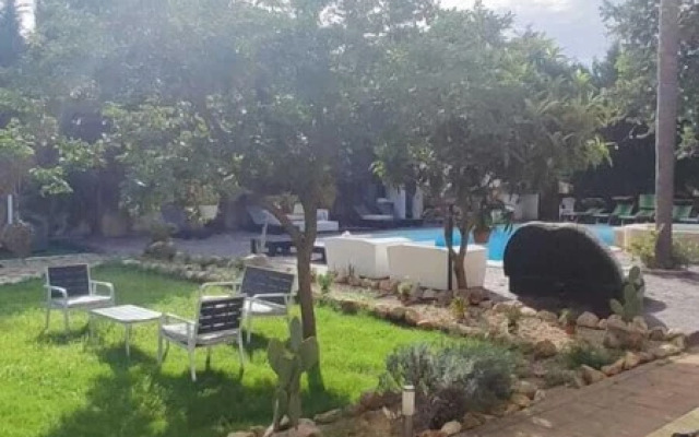 Villa More