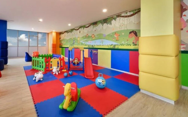 Two-bedrooms, Oakwood Apartments Pik Jakarta