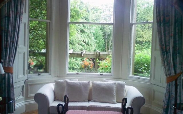 Binniemyre Guest House