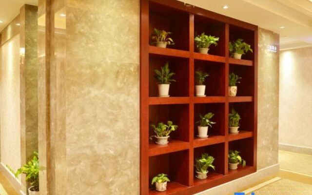Xinlong Hotel