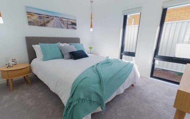 Surfers Paradise Holiday Beach House