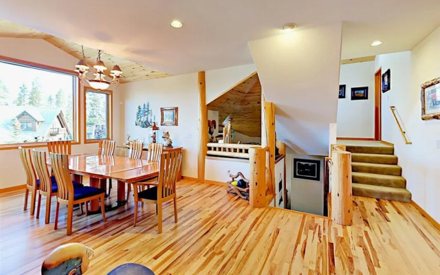 77 Boulder Circle Home