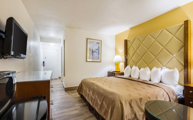 Quality Inn & Suites Orlando Airport