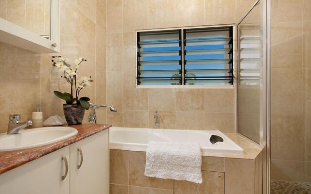 La Marina Waterfront Villa