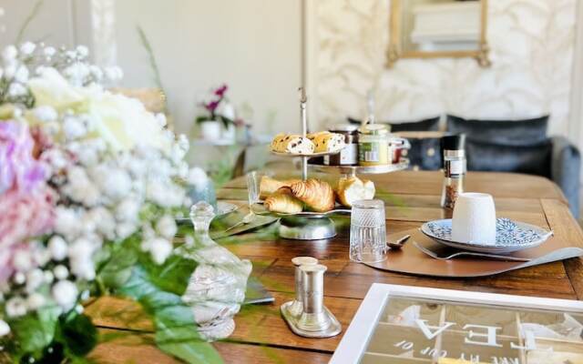 Demeure De La Garenne