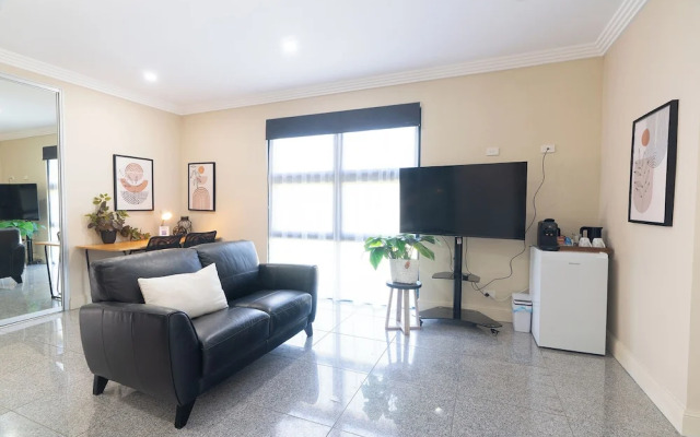 Lake Macquarie Manor