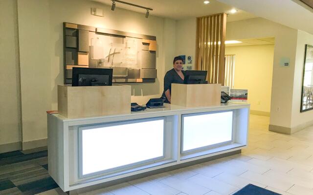 Holiday Inn Express & Suites Lubbock West by IHG