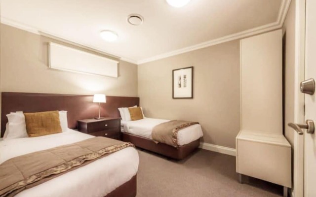 Absolute Lakefront Living 2 Bedroom