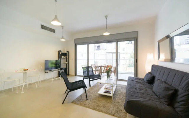 Design New Central 1 Min Walk Beach