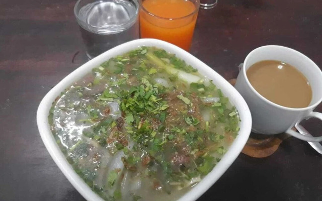Ba'mi thakhek hostel
