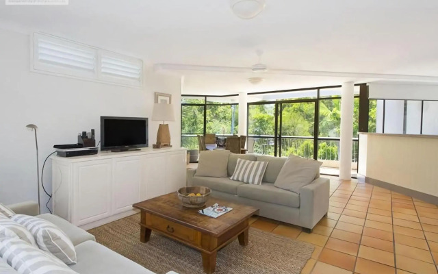 Panorama 200 Apartment 6 Upper Hastings Street 70