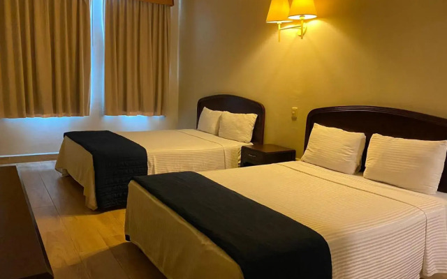 Hotel Plaza del Arco Express