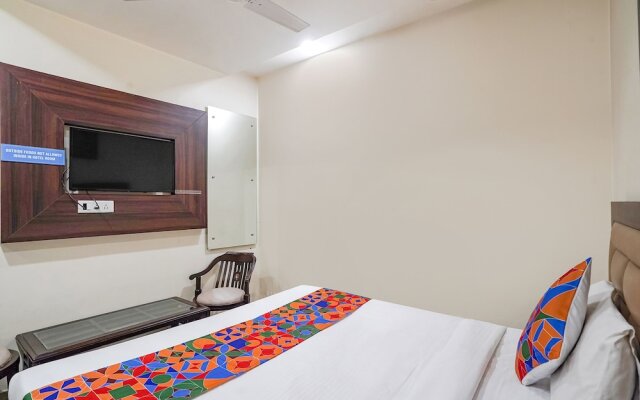 Fabhotel Cloud 9 Shopprix Mall