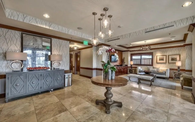 Summer Sale: Constellation S | 3 Bedroom Penthouse Condo by RedAwning