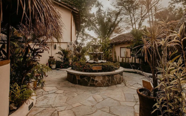 Sansara Surf and Yoga Resort - Retreat