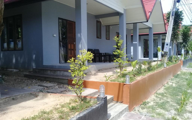 Minnie Seaview Resort