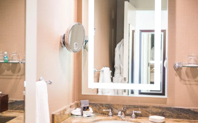 The Fairmont Winnipeg Gold Experience