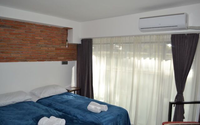 Hotel Baratashvili 12