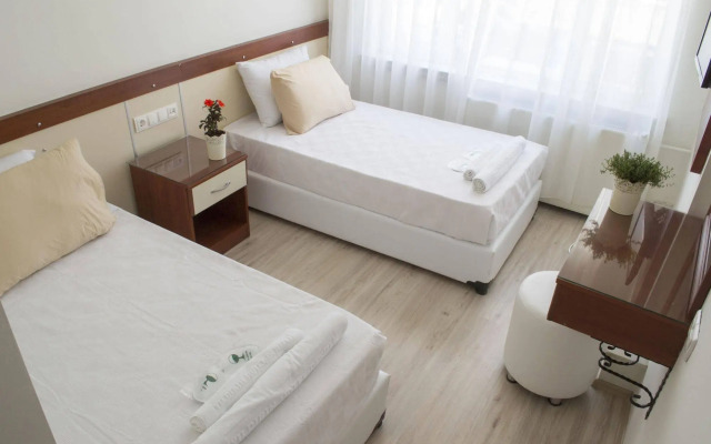 Yildirim Hotel