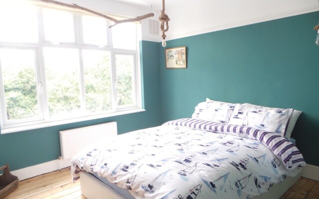 Wow 4 Bed Home N17 London Sleeps 13