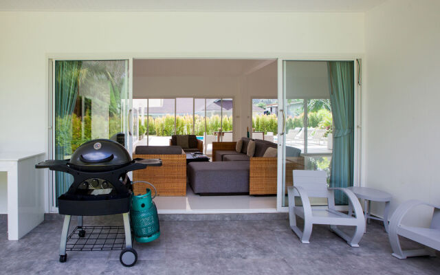 Villa Baan Lalle Pool and Spa