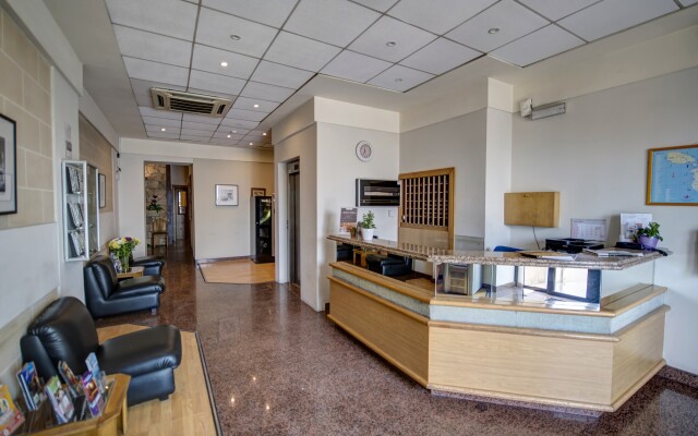 Sliema Chalet Hotel