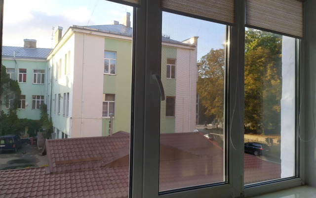 Нова 2х кімнатна в центре