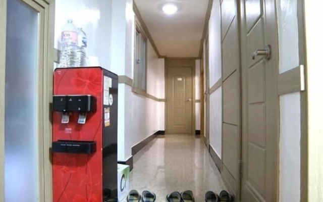 New Busan Jang Motel