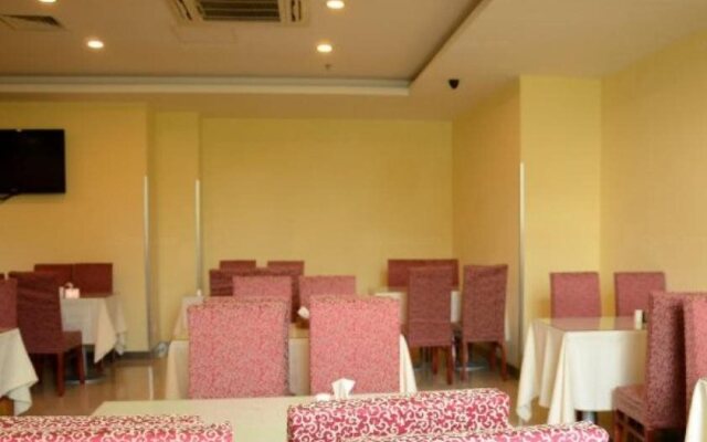 Hanting Hotel Weihai Weigao Square