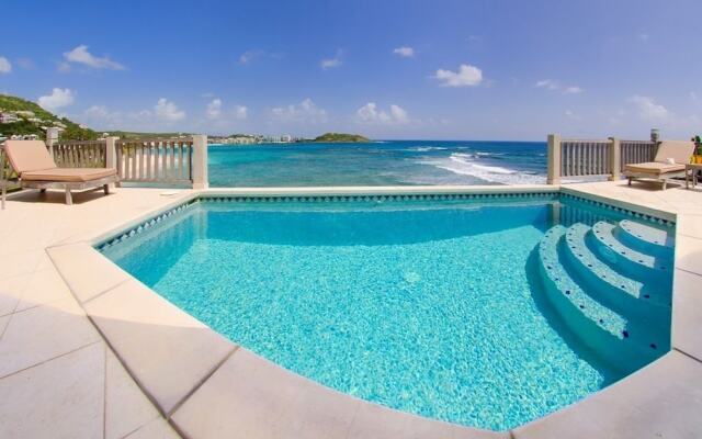 Beach House Younes by Island Properties Online