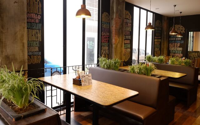 Arcadia Maephim Serviced Apartment