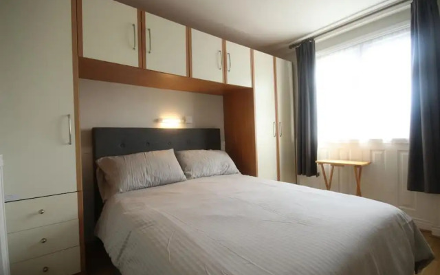 7A Medmerry Park 2 Bedroom Chalet