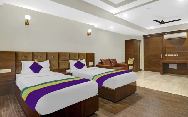 Treebo Nearmi Bell House