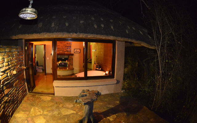 Motswiri Private Safari Lodge