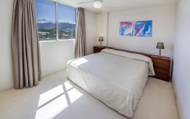 Tradewinds Apartments