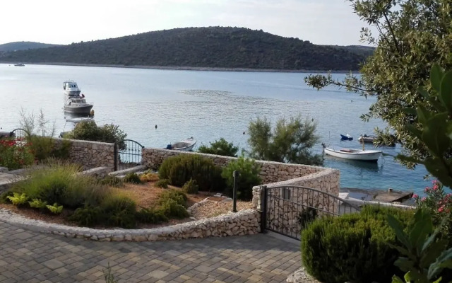 Tih - 20 m From sea - A1 Ruzmarin