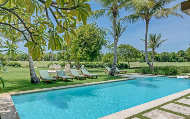 Sophisticated Villas With Private Pools and Staff