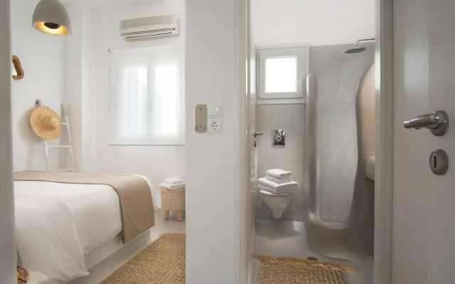 Perla Suites - Delmar Collection