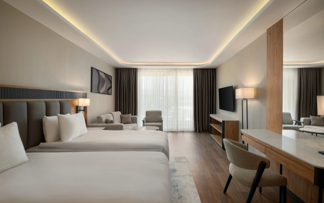Azura World Hotel