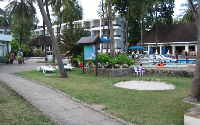 Kenya Bay Beach Hotel