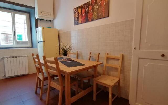 Sant'Antonino Apartments