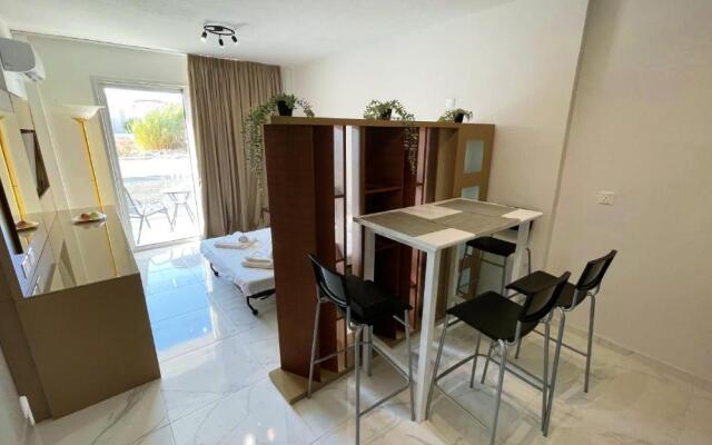 Fotoxenia Luxury Apts