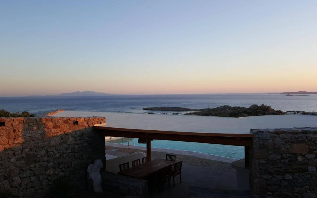 Otherview Villa