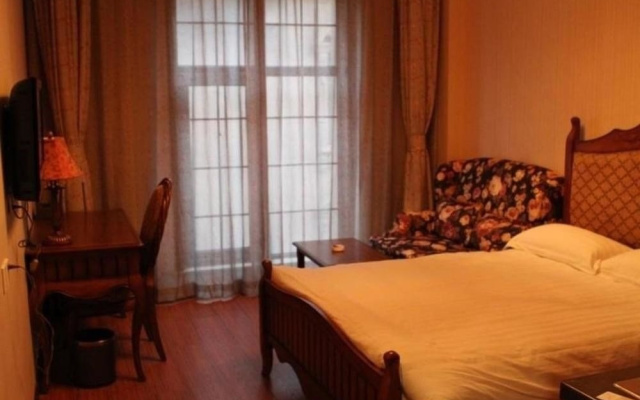 Century Tehall Hotel